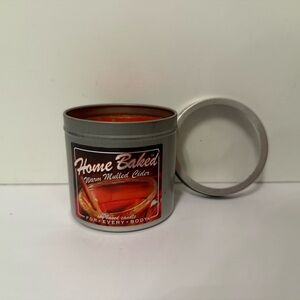 FOR EVERY BODY NEW CANDLE IN TIN HOME BAKED WARM MULLED CIDER SOY USA HOME